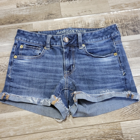 American Eagle Outfitters Pants - American Eagle Stretch Shortie Denim Shorts Size 2